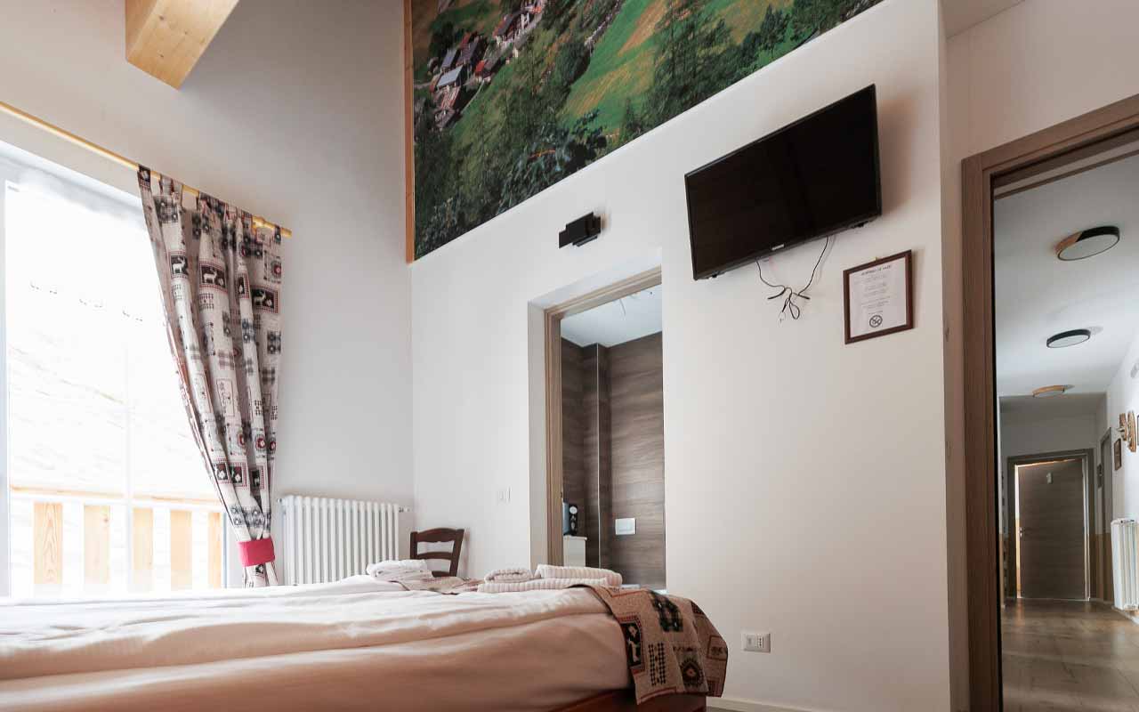 Albergo ristoranre B&B Le Alpi cascata del toce dormire e mangiare in valo Formazza