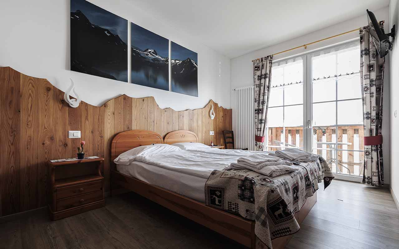 Albergo ristoranre B&B Le Alpi cascata del toce dormire e mangiare in valo Formazza