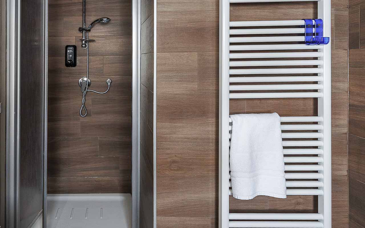 Albergo ristoranre B&B Le Alpi cascata del toce dormire e mangiare in valo Formazza