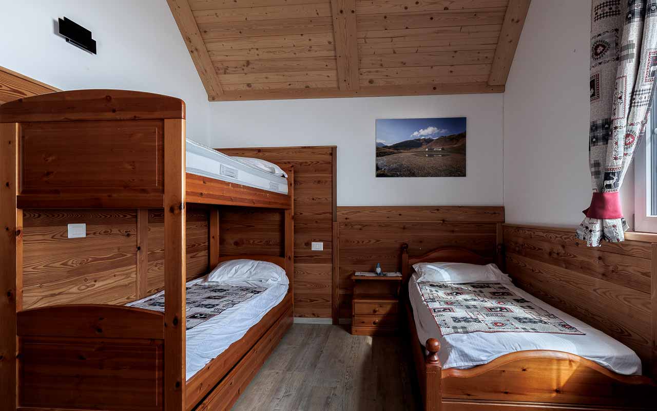 Albergo ristoranre B&B Le Alpi cascata del toce dormire e mangiare in valo Formazza