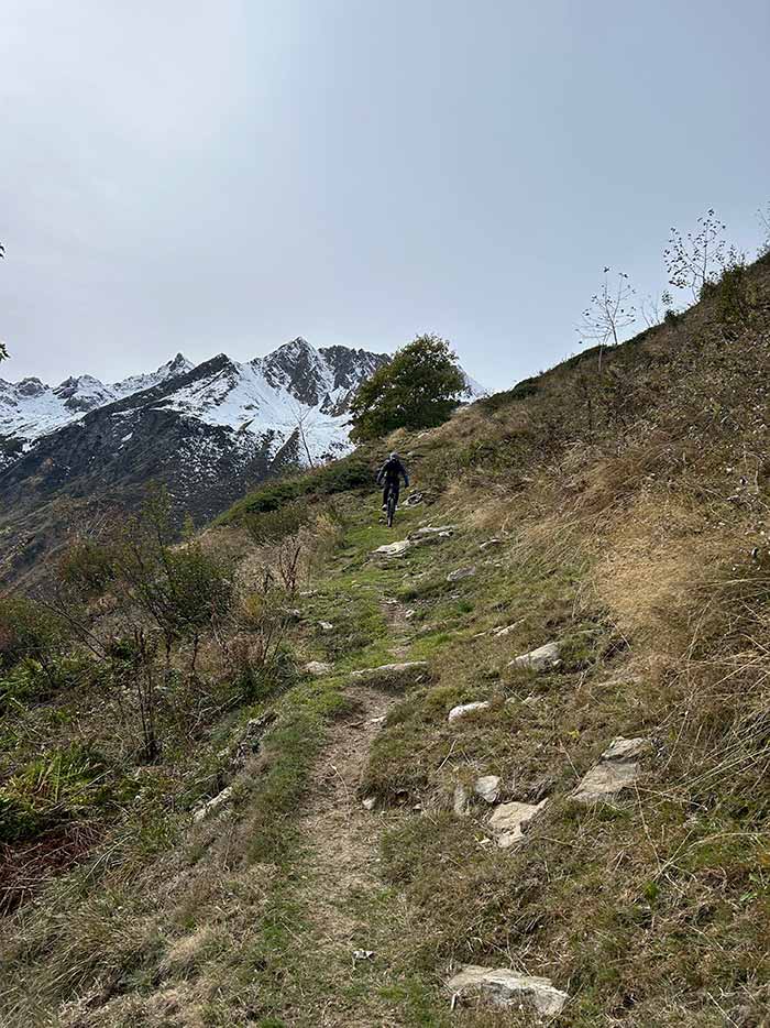 Albergo Bed and breakfast ristorante Le Alpi Val Formazza Cascata del Toce